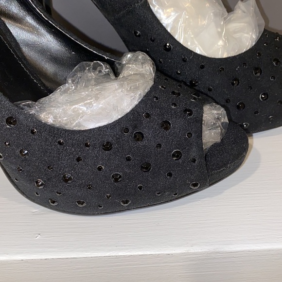 Black Suede black high heels size 7 - Picture 2 of 8